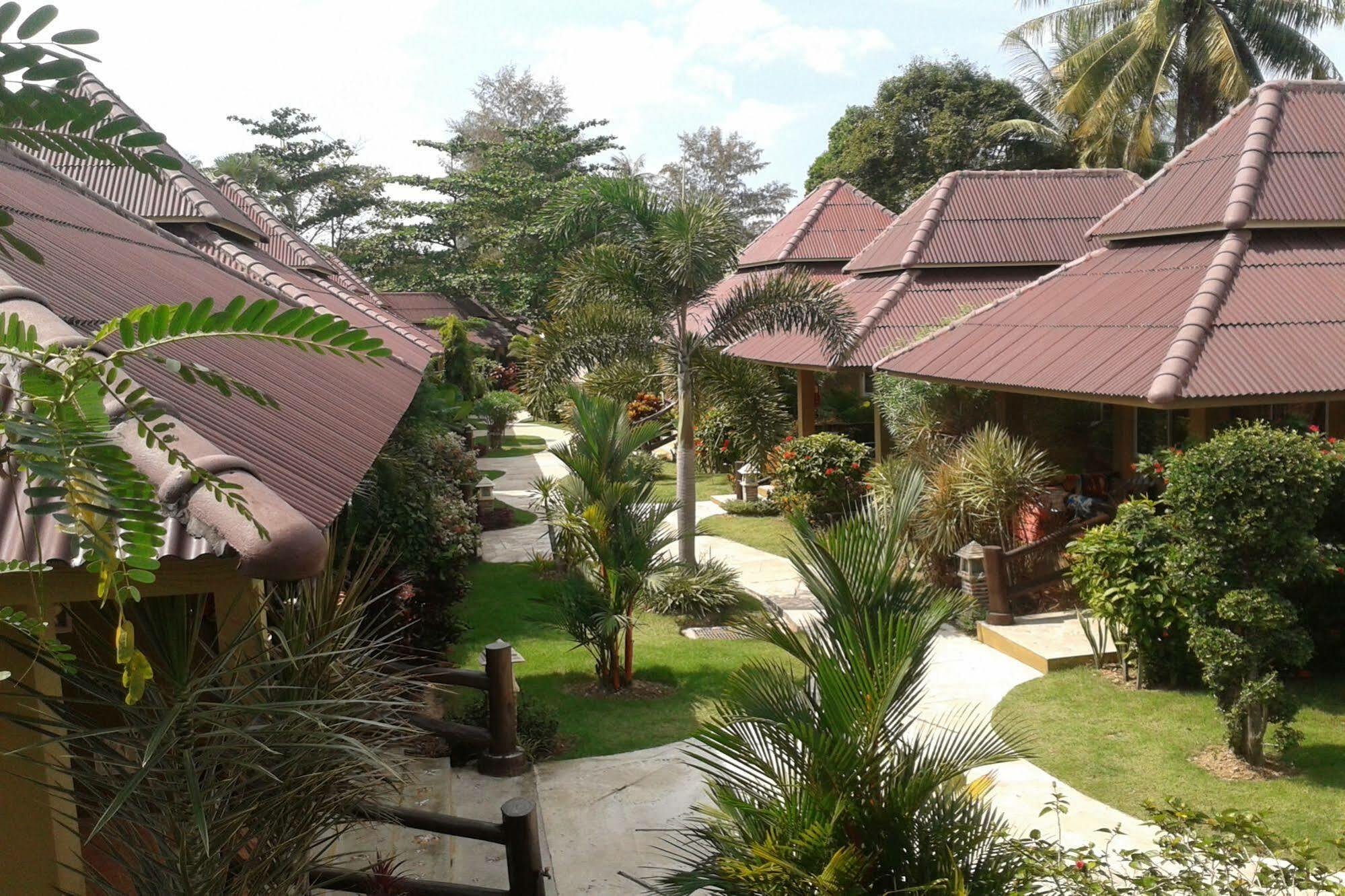 Lanta Castaway Beach Resort Ко-Ланта Екстер'єр фото