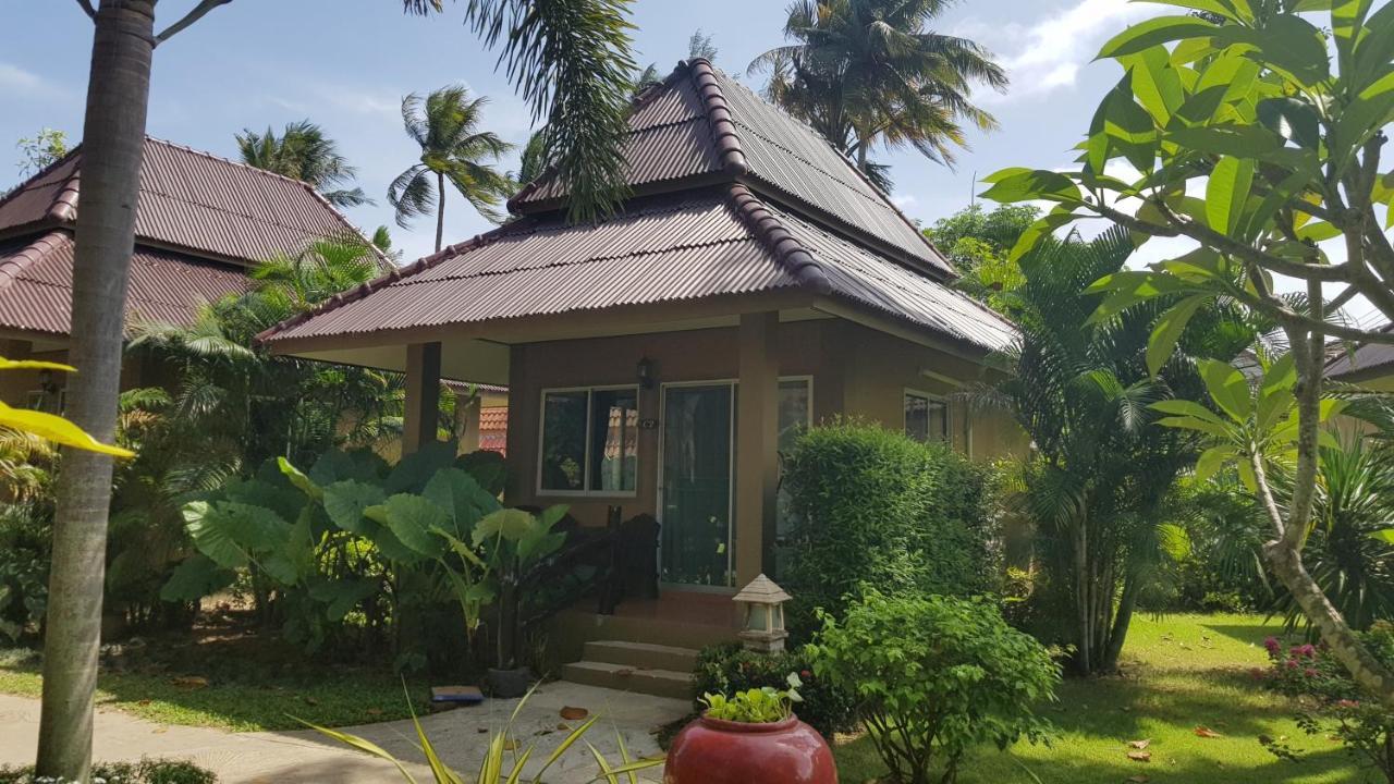 Lanta Castaway Beach Resort Ко-Ланта Екстер'єр фото